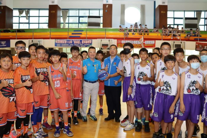 苗栗縣長盃籃球錦標賽開賽 選手展現實力切磋交流