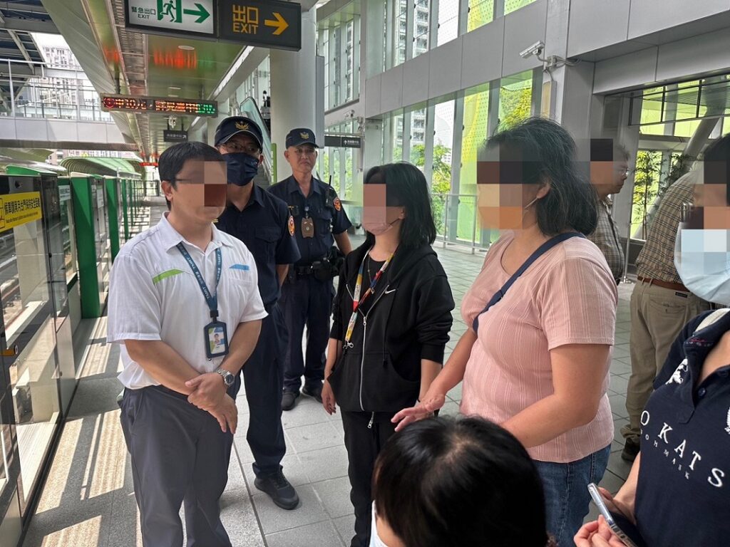 ▲ 中警四分局派員全程陪伴受害家屬到場處理後續事宜 (圖/台中市警察局 提供)