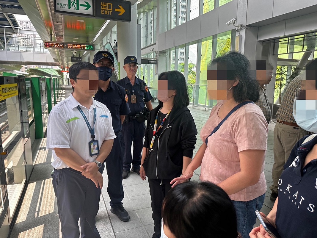 ▲ 中警四分局派員全程陪伴受害家屬到場處理後續事宜 (圖/台中市警察局 提供)