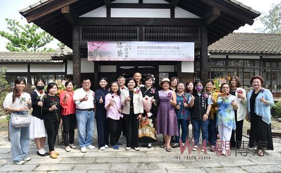 廖淑芬老師用溫度烙出的藝術 張麗善邀全民趁母親節到虎尾賞畫