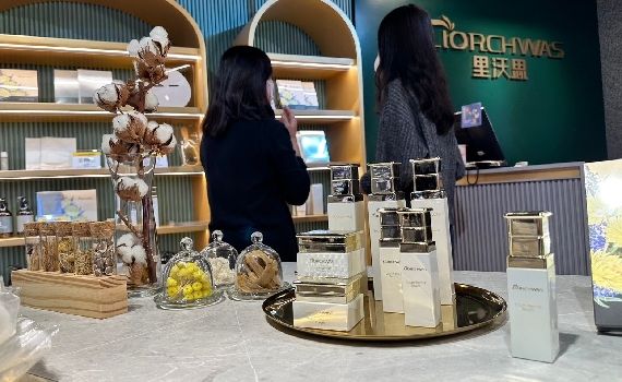 「寶貝媽咪 肌膚相親」里沃思母親節溫馨特惠 給媽咪零負擔的保養