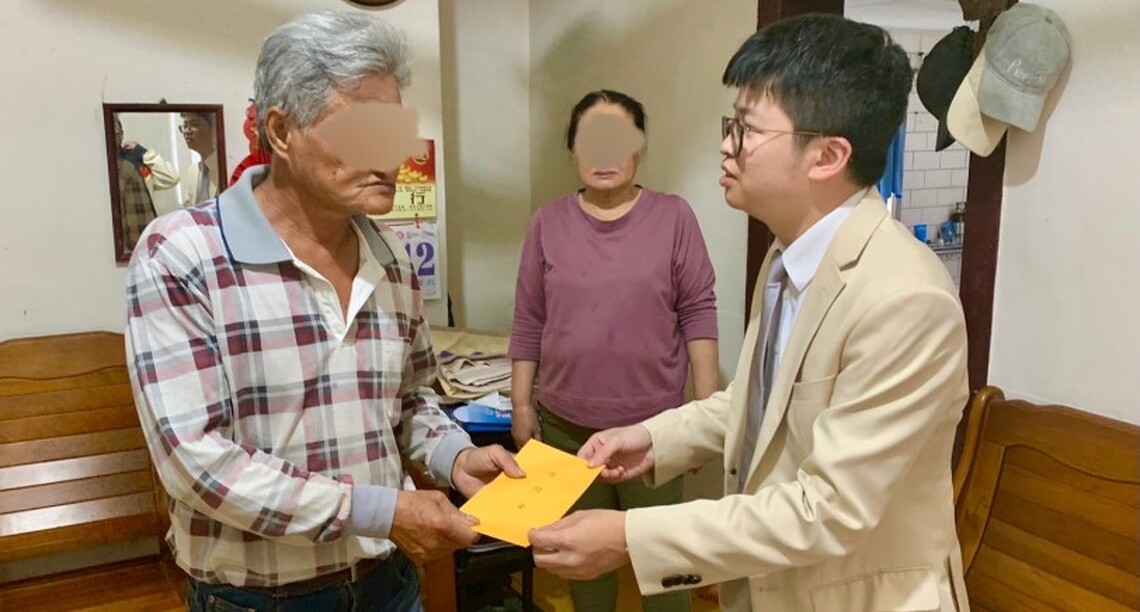 後寮村93歲老婦車禍遭撞 社會處長前往探視贈致慰問金
