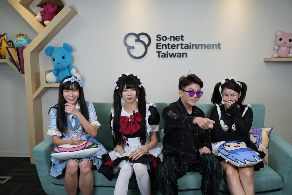 主人，歡迎回家！琳妲、孫生、AKB Team TP宮田留佳、鈴木漢堡換上女僕裝迎接主人