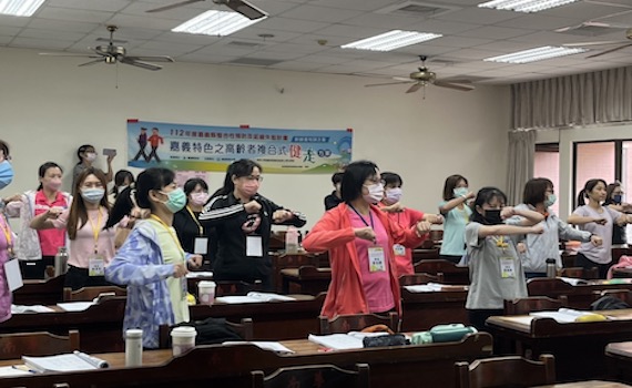 走出健康 嘉義縣再推「高齡者特色複合式健走」 師資培訓