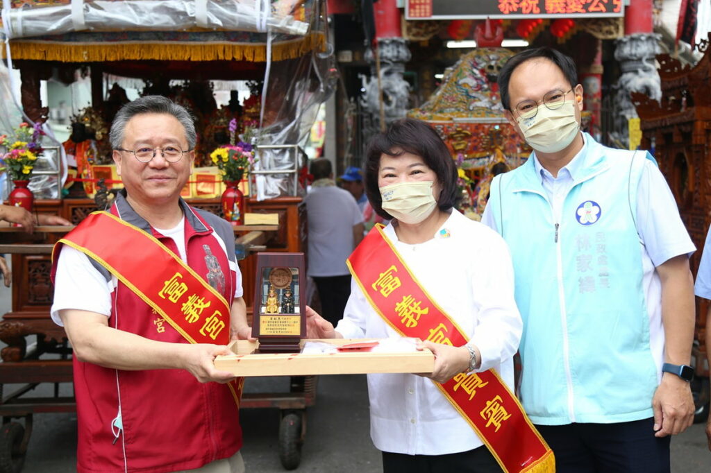 富義宮致贈市長感謝