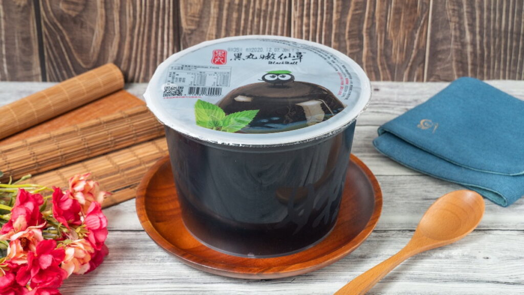 萊爾富《端午盛宴》預購專刊推出黑丸招牌嫩仙草6入NT 750元