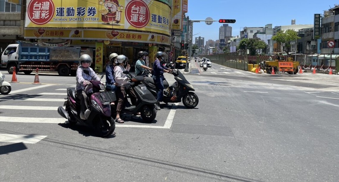 排水改善工程緊急趕工 大順/憲政路提前今午恢復通行