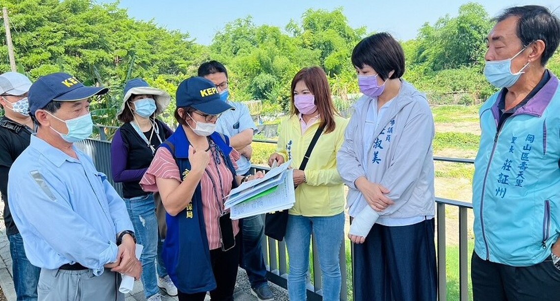 民眾反應阿公店溪魚屍浮水面  瀰漫難受的異味  陸淑美偕同相關單位現場會勘