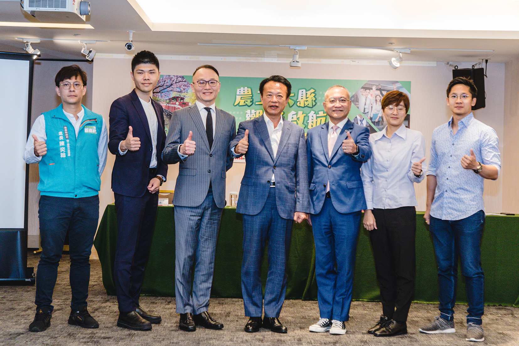 縣府與人力銀行合辦調查 7成3上班族有意南遷 縣府與人力銀行合辦調查 7成3上班族有意南遷