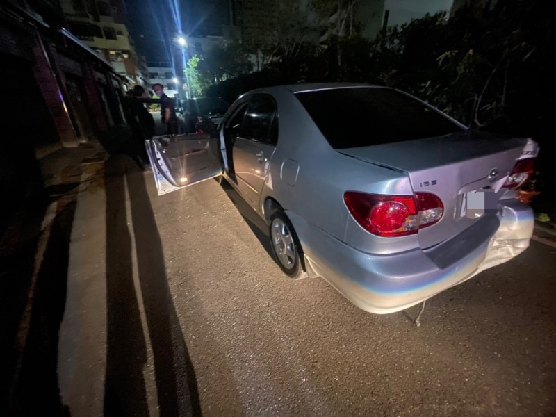 行車糾紛衝突 警方迅速帶回偵辦