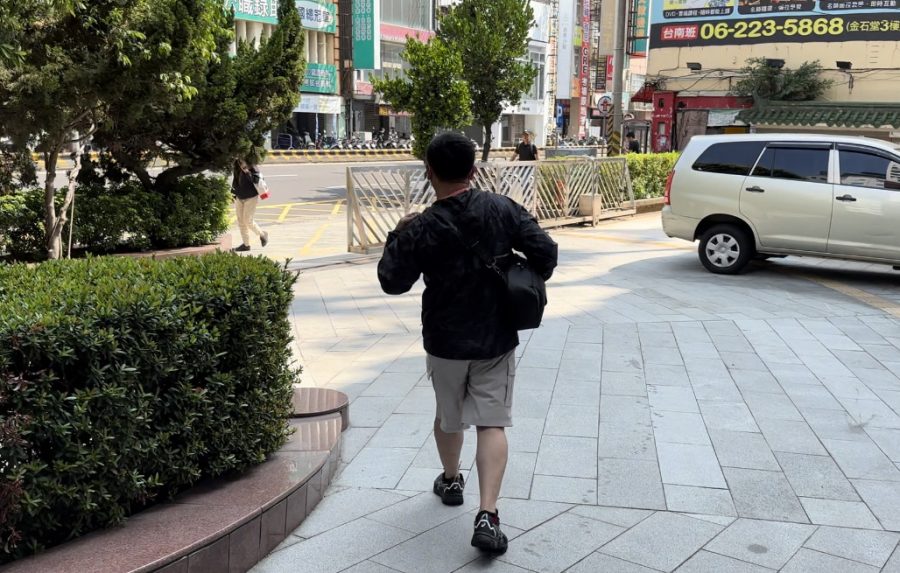 死者弟弟對判決結果「很不滿意」。 （圖／記者陳聖璋攝，2023.05.25）