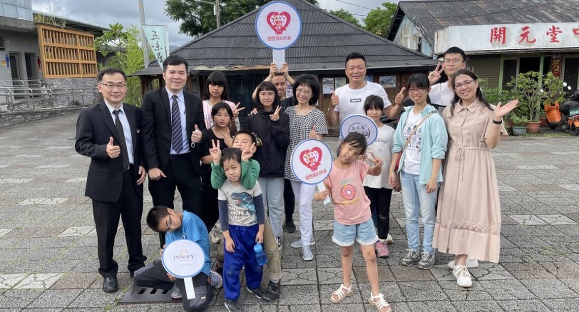 「衣舊好晴天 衣物捐贈」銀穗集團偕手遠百花蓮 送愛豐田五味屋