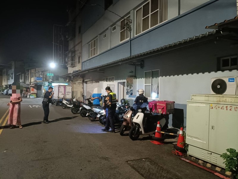 男子口角糾紛 持空氣BB槍槍柄敲破玻璃