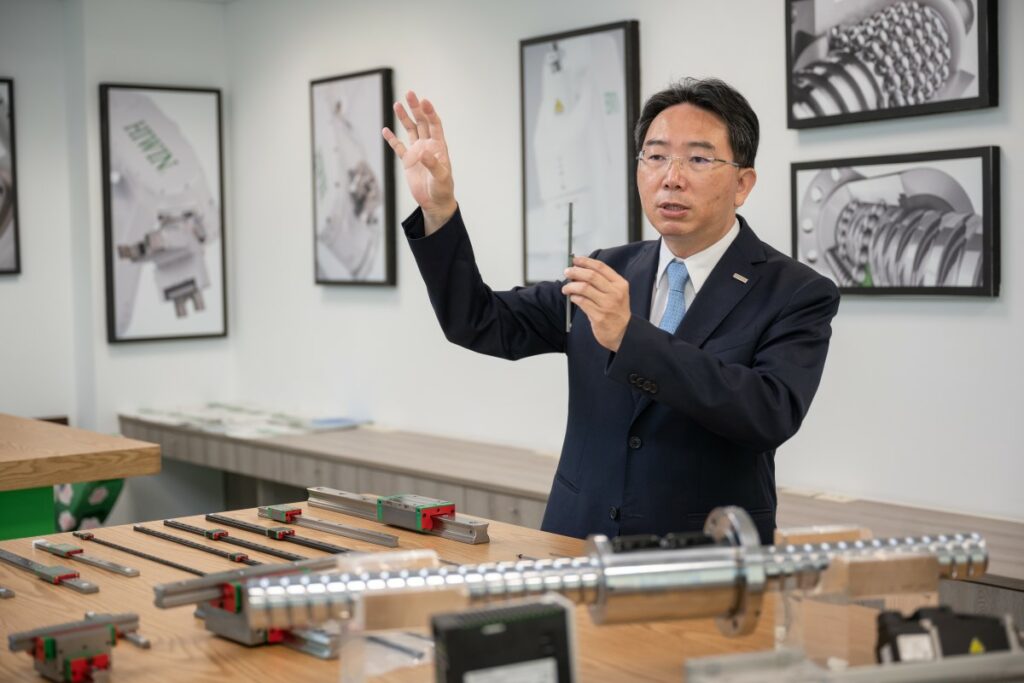 上銀科技成立了機械碩博士論文獎,鼓勵碩博士學生可以在機械產業上持續的專研與發展。圖/虎尾科大