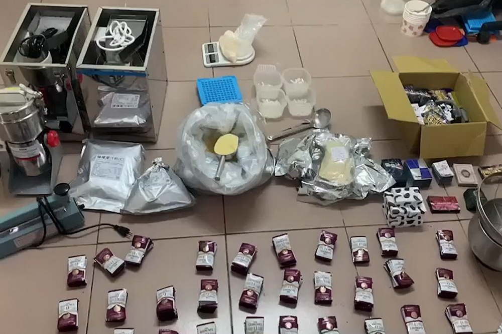 販毒還稱「天然ㄟ尚好」 警破山區毒咖啡包分裝工廠 106 販毒還稱「天然ㄟ尚好」 警破山區毒咖啡包分裝工廠 105