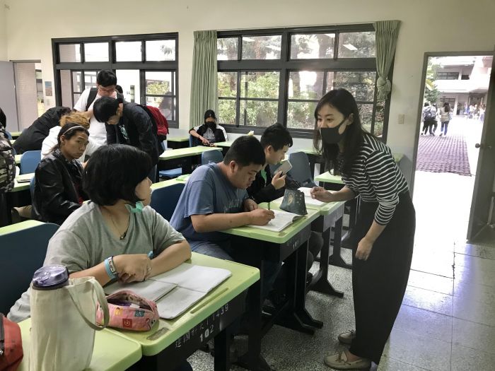 建國科技大學應外系教學多元 日藉師:台灣學生要更勇於表達自己