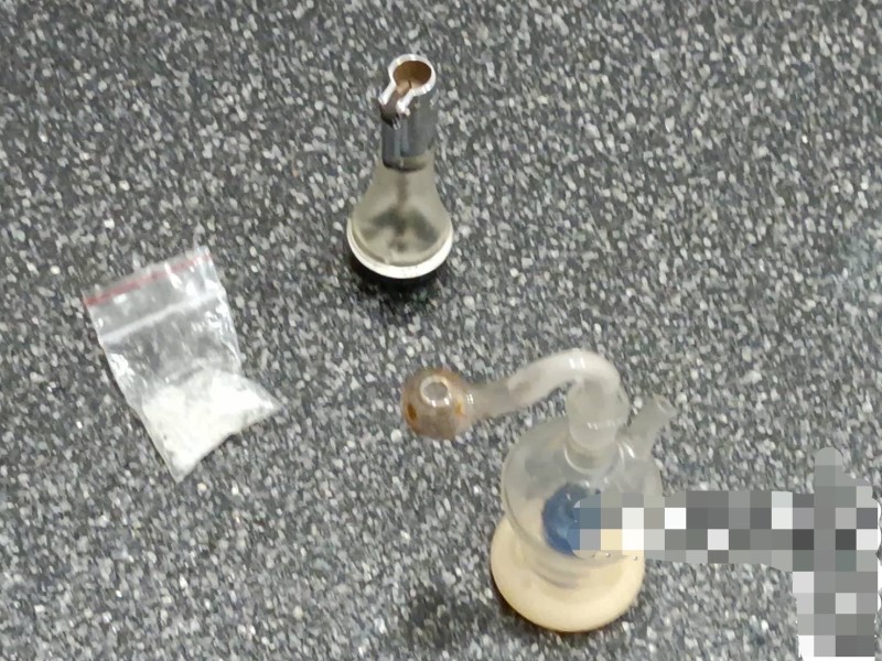 吸「茫」了？！ 竟自行報案持有毒品 警到場逮捕送辦