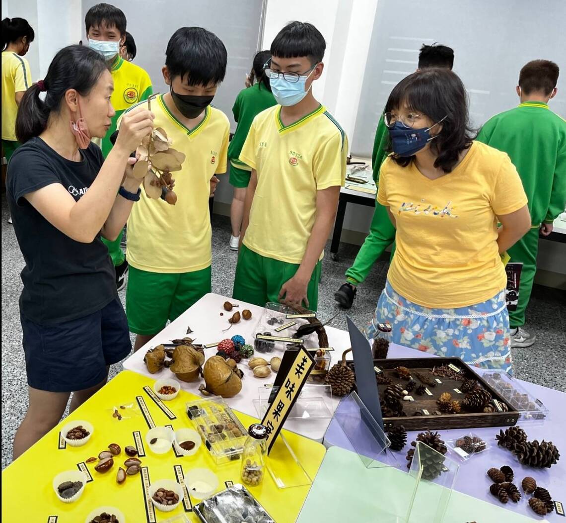 漾新聞|「探索學習的渡假村」瑞豐國中首創校園開辦果實種子展