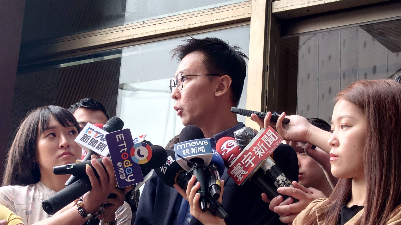 林飛帆1日出面回應前黨工遭性騷擾向長官反映後卻被吃案一事。蘇聖怡攝