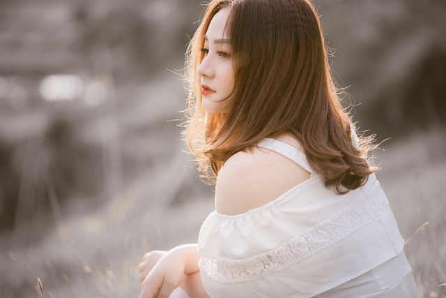 woman-g0245d42c9_640.jpg