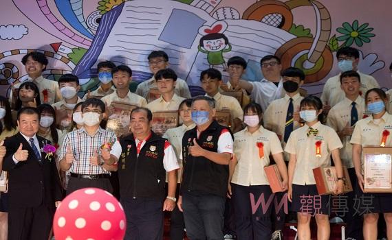 西螺福興宮太平媽祖獎夯    鼓勵畢業學子持續奮學向上