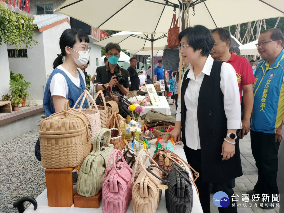 全新面貌回歸,中興莊眷戀市集與卦山3號主題市集開幕。圖/記者鄧富珍攝