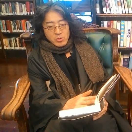 作家貝嶺遭控性騷,否認反控是對方杜撰。翻攝貝嶺臉書