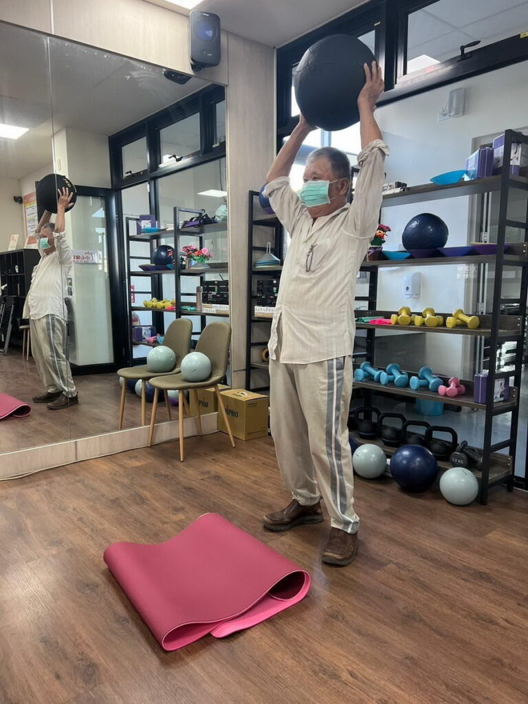 爺爺藥球訓練