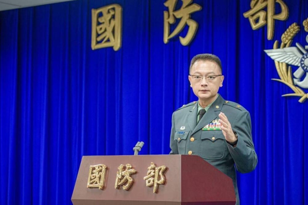 國防部明舉行晉任將官勗勉典禮 5人升中將、22人升少將 358 國防部明舉行晉任將官勗勉典禮 5人升中將、22人升少將 357