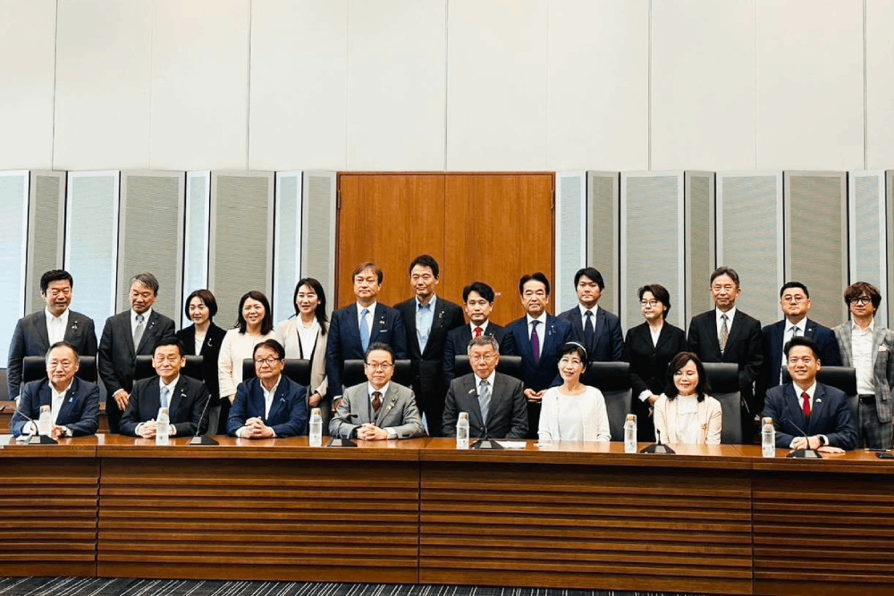 邱臣遠籲速制定少子女化對策基本法 推配套政策讓年輕人敢生樂養 294 邱臣遠籲速制定少子女化對策基本法 推配套政策讓年輕人敢生樂養 293