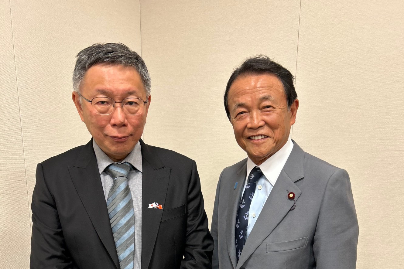 【有影】稱麻生太郎對郭台銘中性評價 柯文哲還爆料麻生8月將訪台 294 【有影】稱麻生太郎對郭台銘中性評價 柯文哲還爆料麻生8月將訪台 293