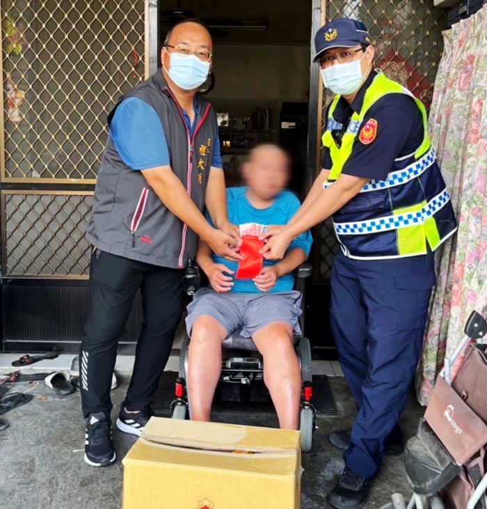 四旬男罹病經濟困難 和心警集結善心物資送