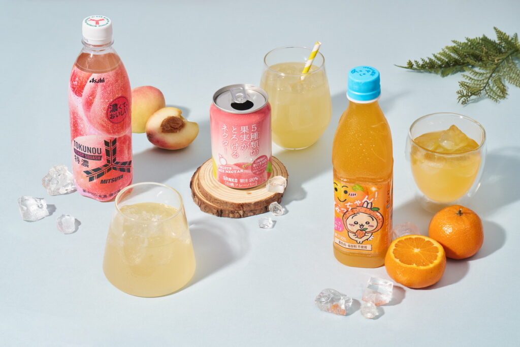 清涼系系列涵蓋綜合果汁、碳酸飲料、可爾必思應有盡有,冰鎮起來更好喝,幫助重振精神趕走夏日午後的瞌睡蟲