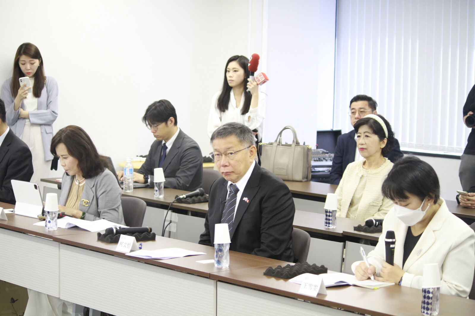 訪日國防智庫 柯文哲提安倍晉三:希望台日都可以是美麗之國 284 訪日國防智庫 柯文哲提安倍晉三:希望台日都可以是美麗之國 283
