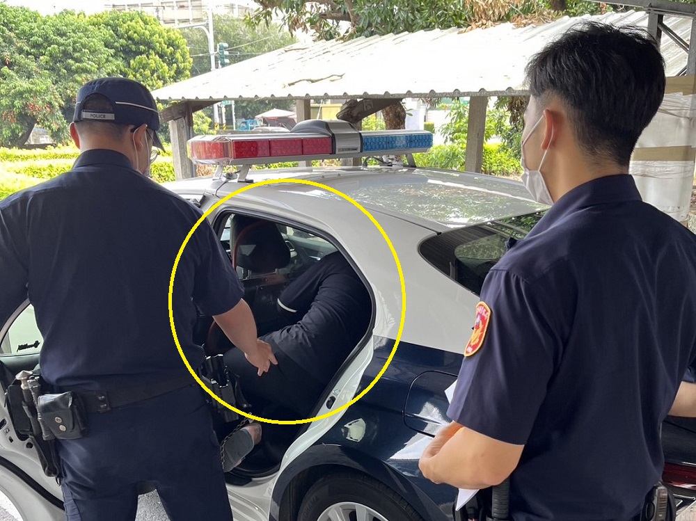 騙愛心捐款騙清潔費 警逮45歲男辯缺錢花用 304 騙愛心捐款騙清潔費 警逮45歲男辯缺錢花用 303