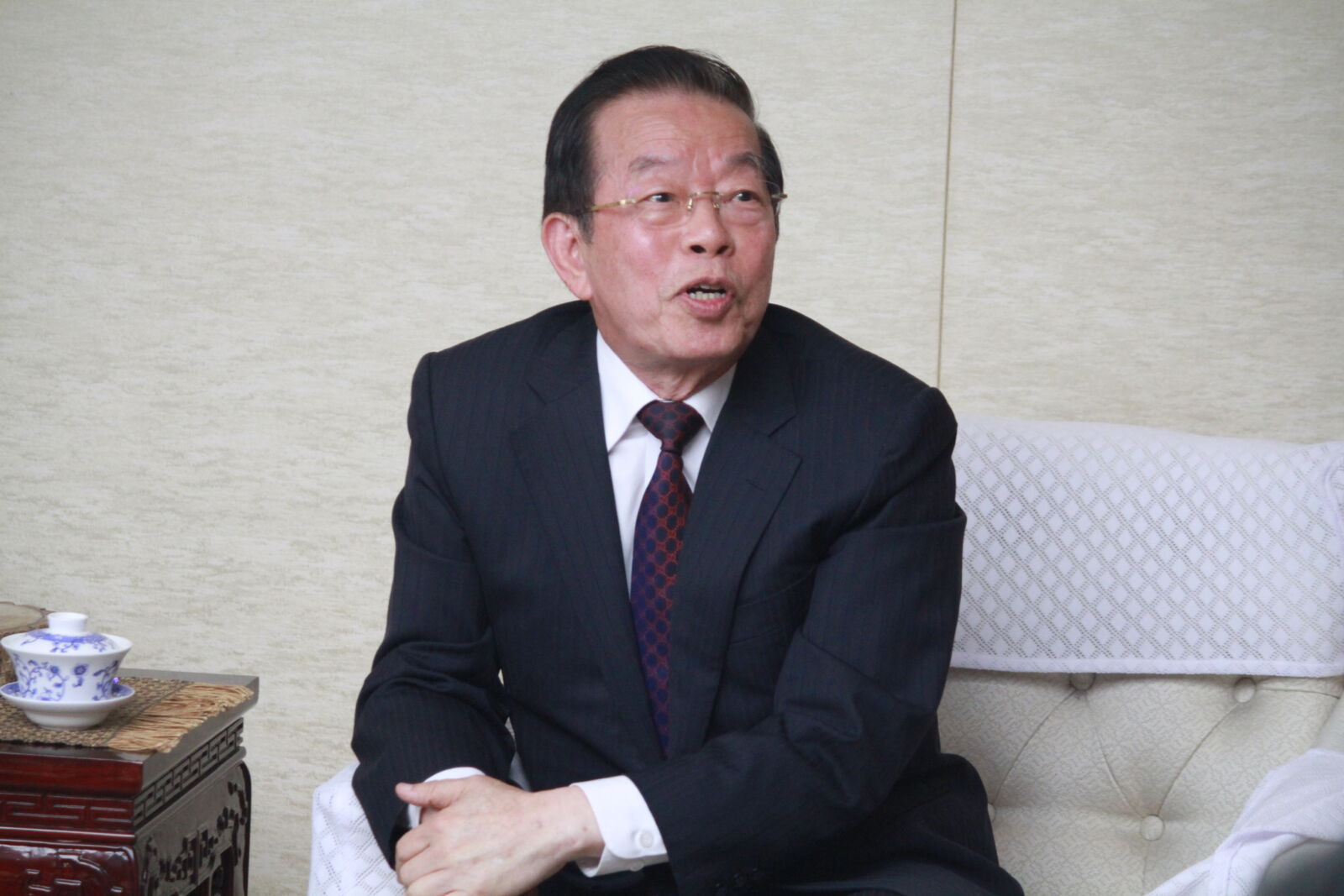 柯文哲拜會駐日代表處 謝長廷:若覺服務不好以後有權力你改 294 柯文哲拜會駐日代表處 謝長廷:若覺服務不好以後有權力你改 293