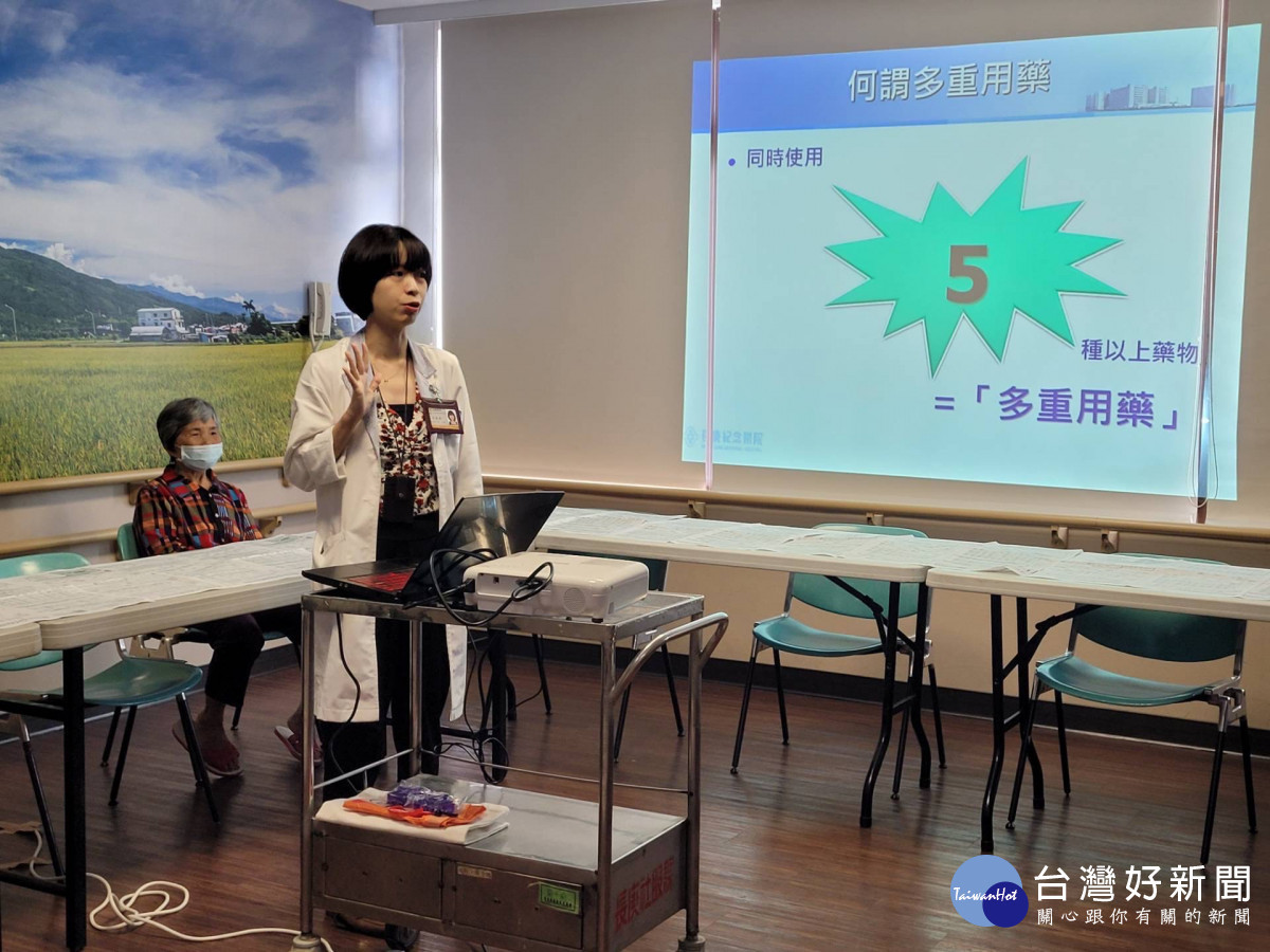 林口長庚賡齡病房慶端午 舉辦高齡多重用藥安全及香包手作活動傳遞溫暖祝福