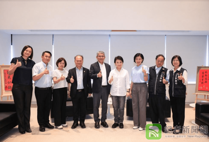 睽違9年國慶煙火移師台中 梧棲漁港綻放花火