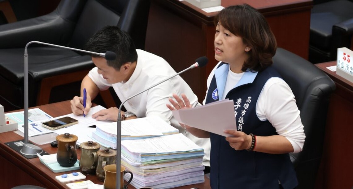 李雅芬市政總質詢提10大建設 陳其邁承諾儘速建設完成