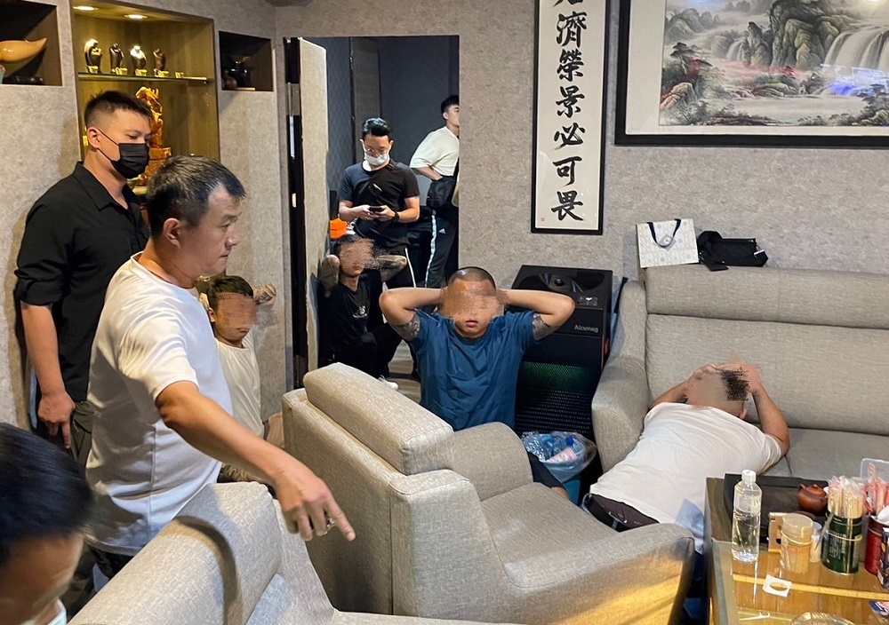 開發公司藏社區半夜聚賭 警逮7人涉重利罪還查獲K毒 292 開發公司藏社區半夜聚賭 警逮7人涉重利罪還查獲K毒 291