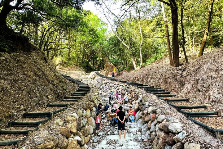 台灣好行2.6折起!「北投-竹子湖線」套票、遊程限量開賣