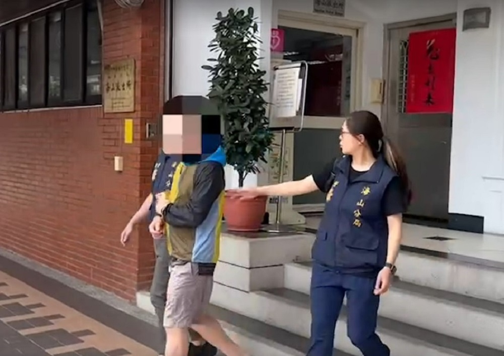 觀光名義來台當詐欺車手 兩港籍遊客單日可入帳1萬元 302 觀光名義來台當詐欺車手 兩港籍遊客單日可入帳1萬元 301