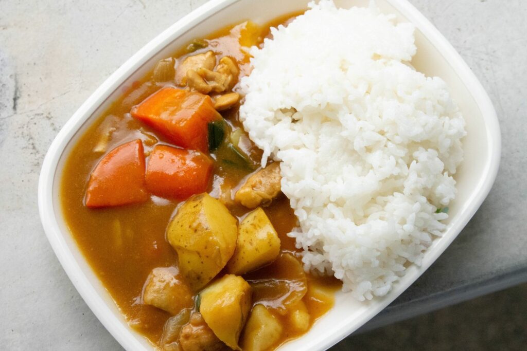 好侍咖哩食農體驗營學員完成的「宜蘭在地蔥咖哩」