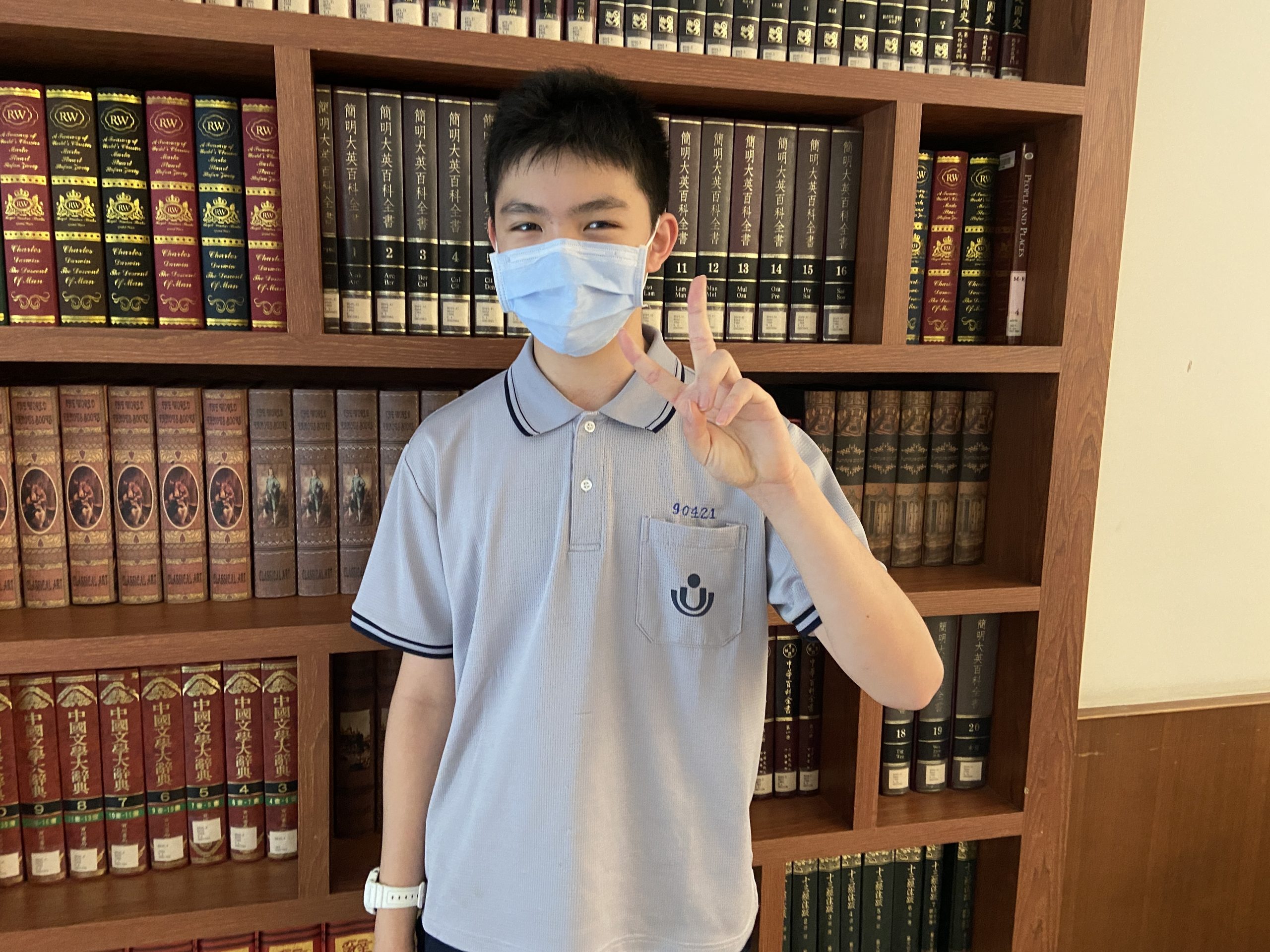 喬允看小說強化閱讀理解能力教育會考5A++