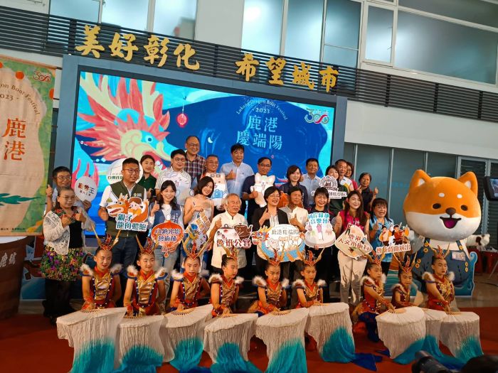 與「粽」不同鹿港慶端陽 睽違三年夜間龍舟回歸