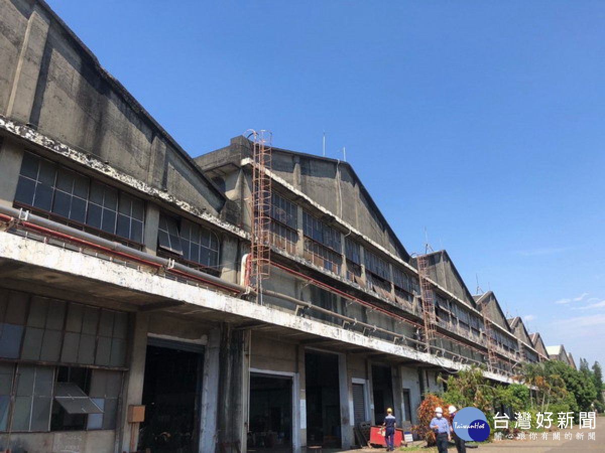 ▲專家學者不約而同肯定高市府推動臺鐵高雄機廠開發都更計畫。（圖／記者 許高祥 翻攝）