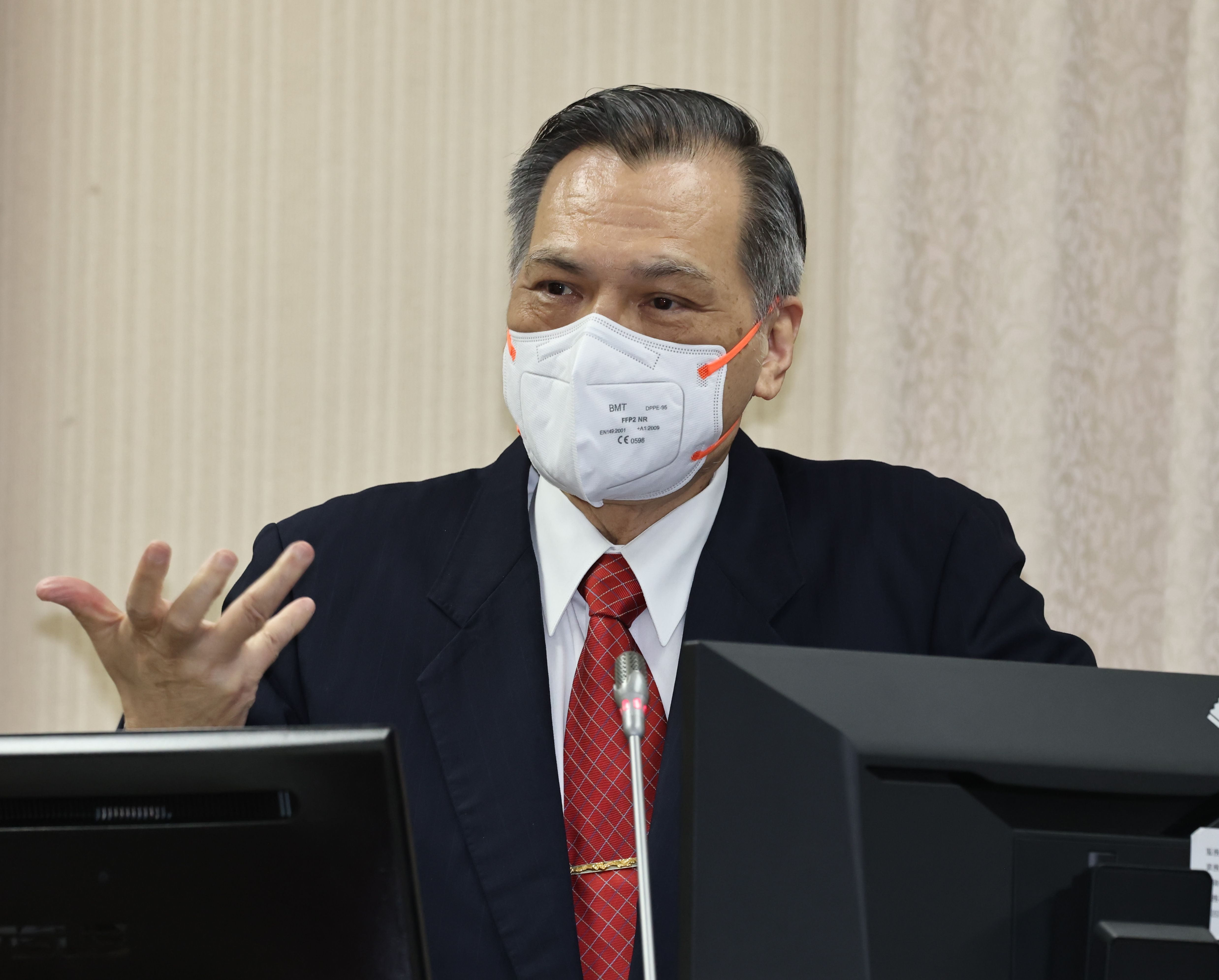 國安局前局長陳明通,去年在林智堅論文抄襲爆發後向台大辦理退休。資料照片
