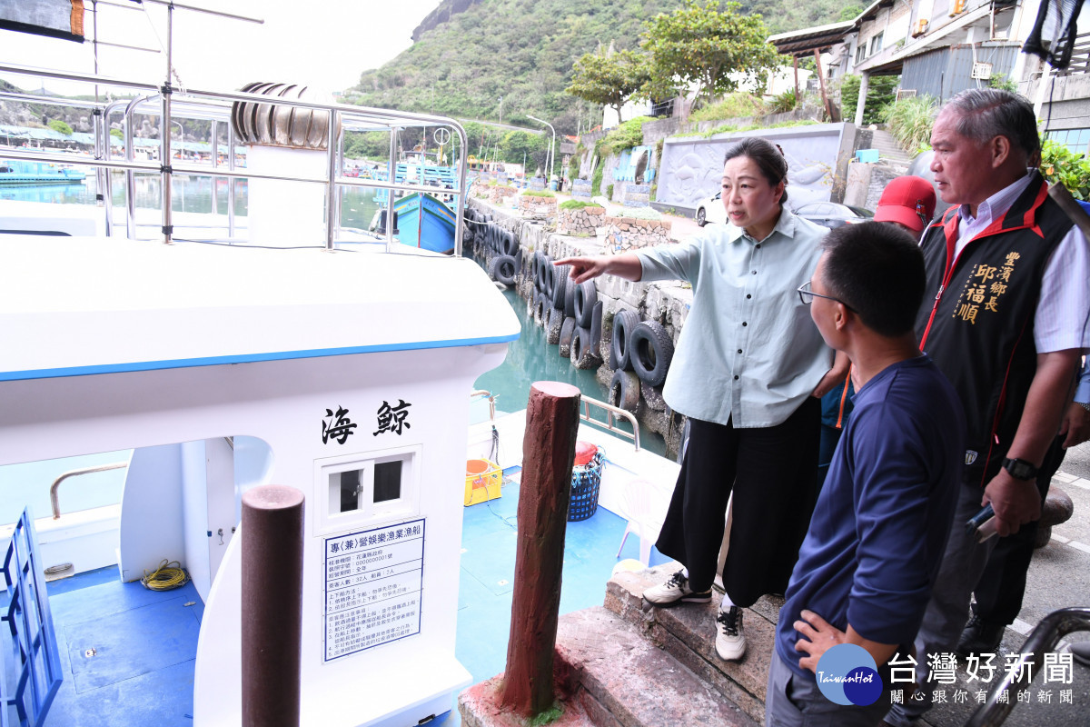 保障漁民生計與出船作業安全　徐榛蔚關心豐濱鄉新社小湖船澳及石梯漁港修繕