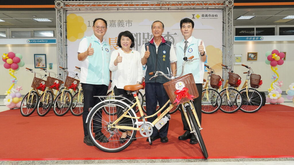 鄰長腳踏車捐贈記者會 林能忠鄰長