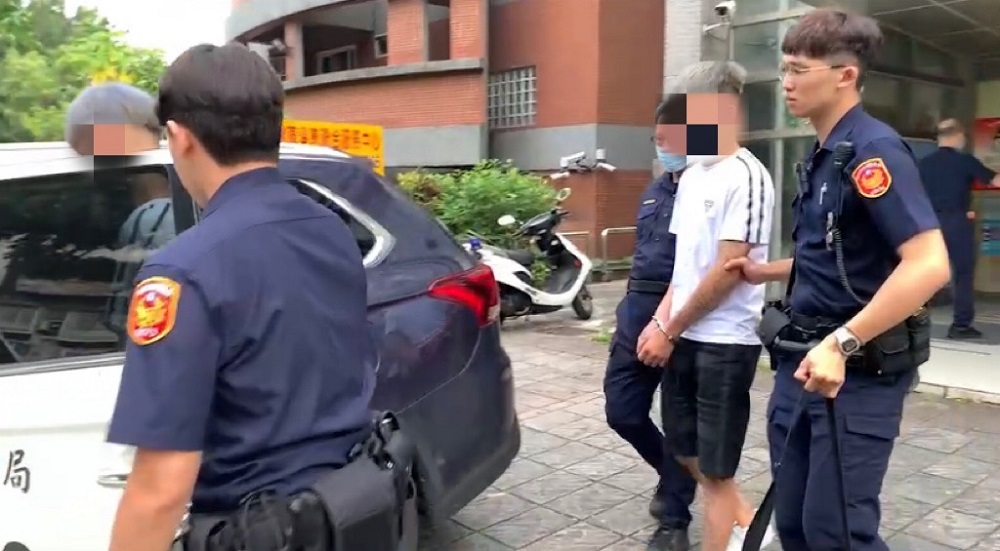 旅店櫃檯友善通報 警查獲詐團涉吸收少年少女當車手 268 旅店櫃檯友善通報 警查獲詐團涉吸收少年少女當車手 267